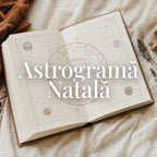 Astrogramă natală Astral Herbarium: harta natală și interpretarea scrisă, într-o carte deschisă